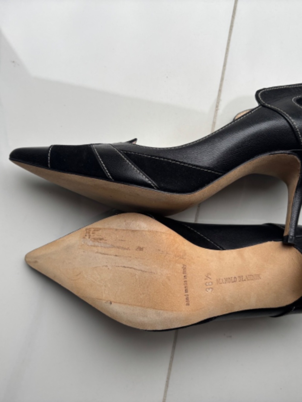 Manolo Blahnik DIAREK GADAMES7 Suede Leather Black Pumps 36.5 (US 6.5) - Picture 2 of 9